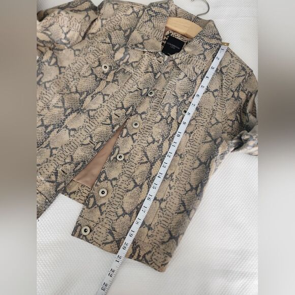 Colebrook and Co leather reptile print jacket - Picture 6 of 10